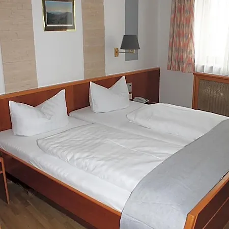 Hotell Krone 3*